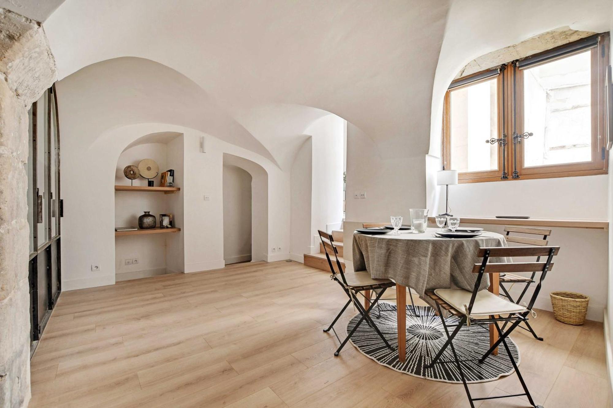 Cozy - 2br-4p - Cathedrale De Notre Da * Parijs
